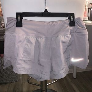 grey nike shorts